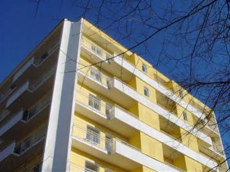 Monte-Nelly Hotel 布加勒斯特 外观 照片